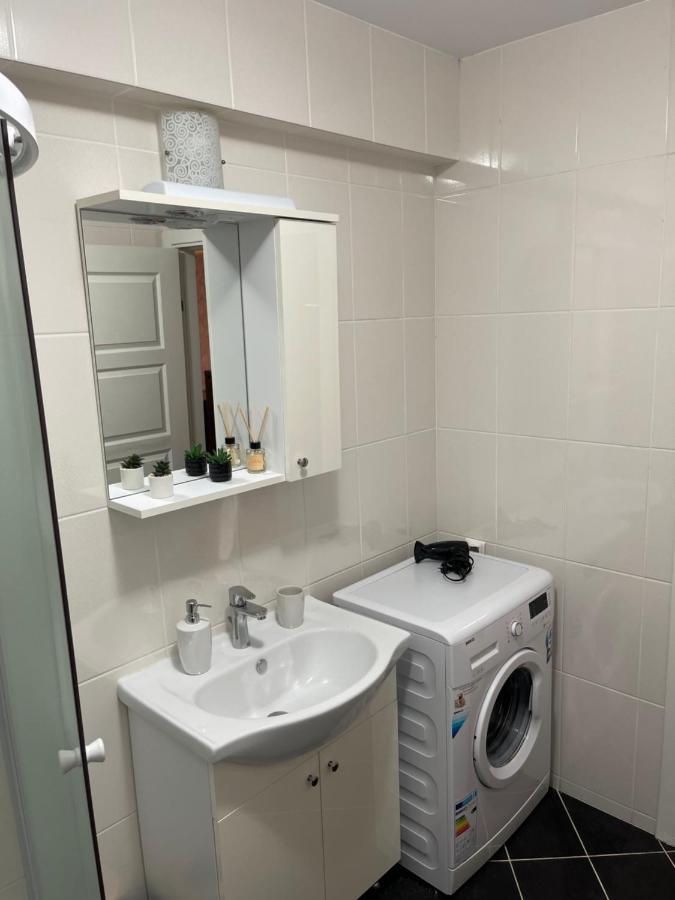 Welcome To Bucharest Airport Residences & Therme-Self Check-In Otopeni Bagian luar foto