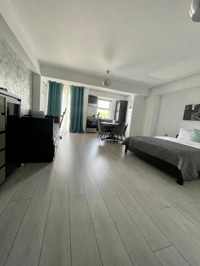 Welcome To Bucharest Airport Residences & Therme-Self Check-In Otopeni Bagian luar foto