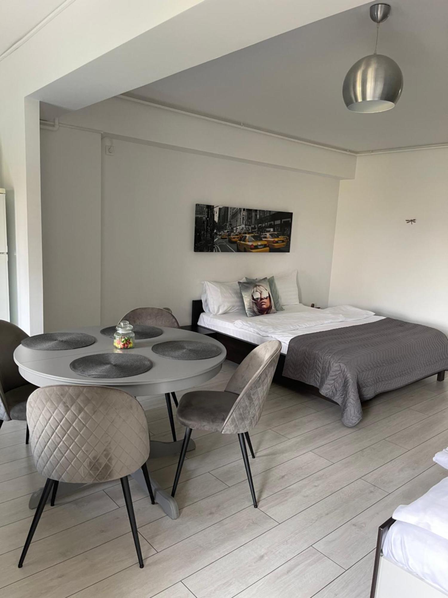 Welcome To Bucharest Airport Residences & Therme-Self Check-In Otopeni Bagian luar foto