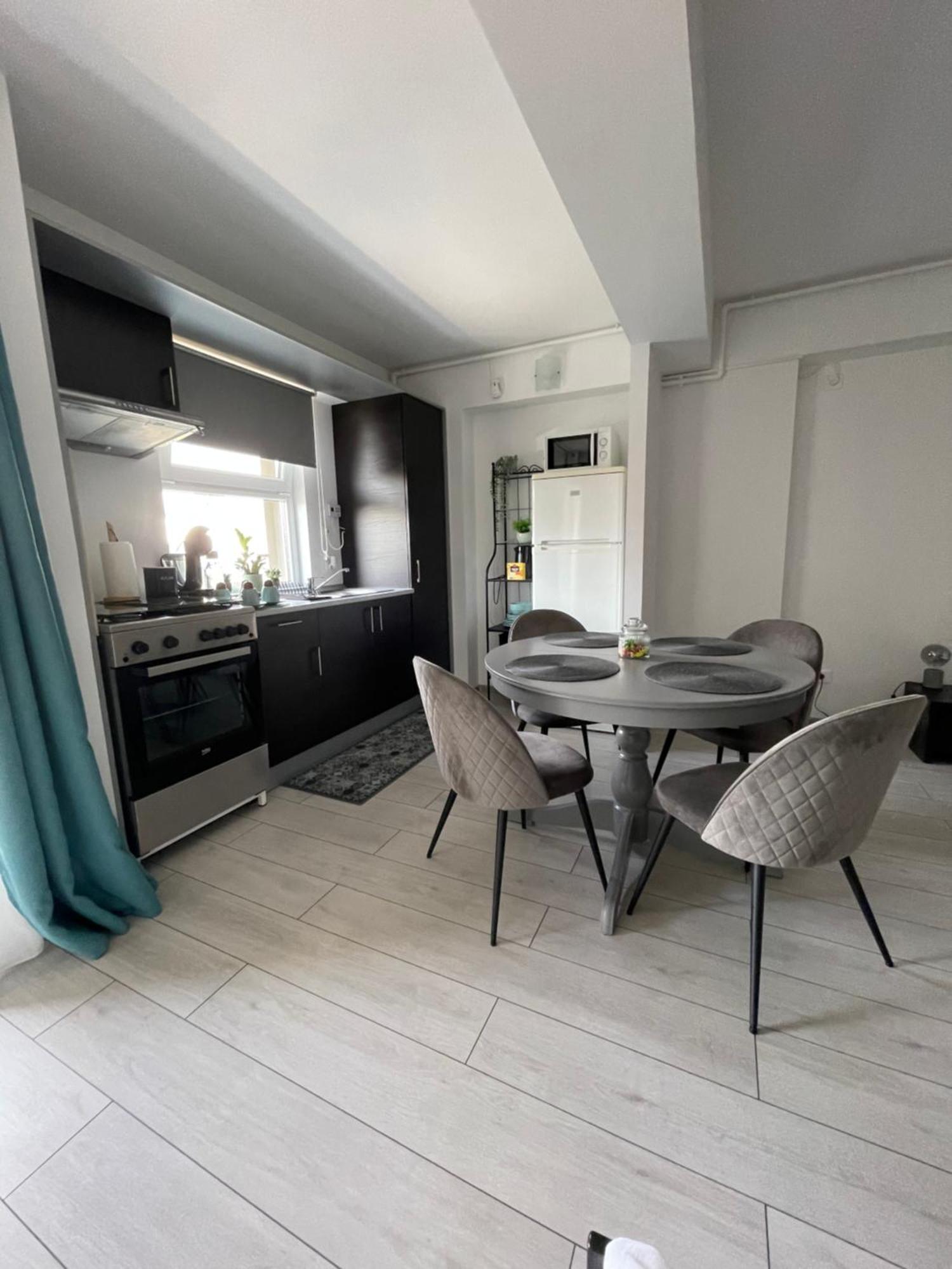 Welcome To Bucharest Airport Residences & Therme-Self Check-In Otopeni Bagian luar foto
